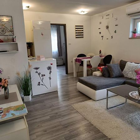 Apartments Mary & Free Parking Ровинь Номер фото