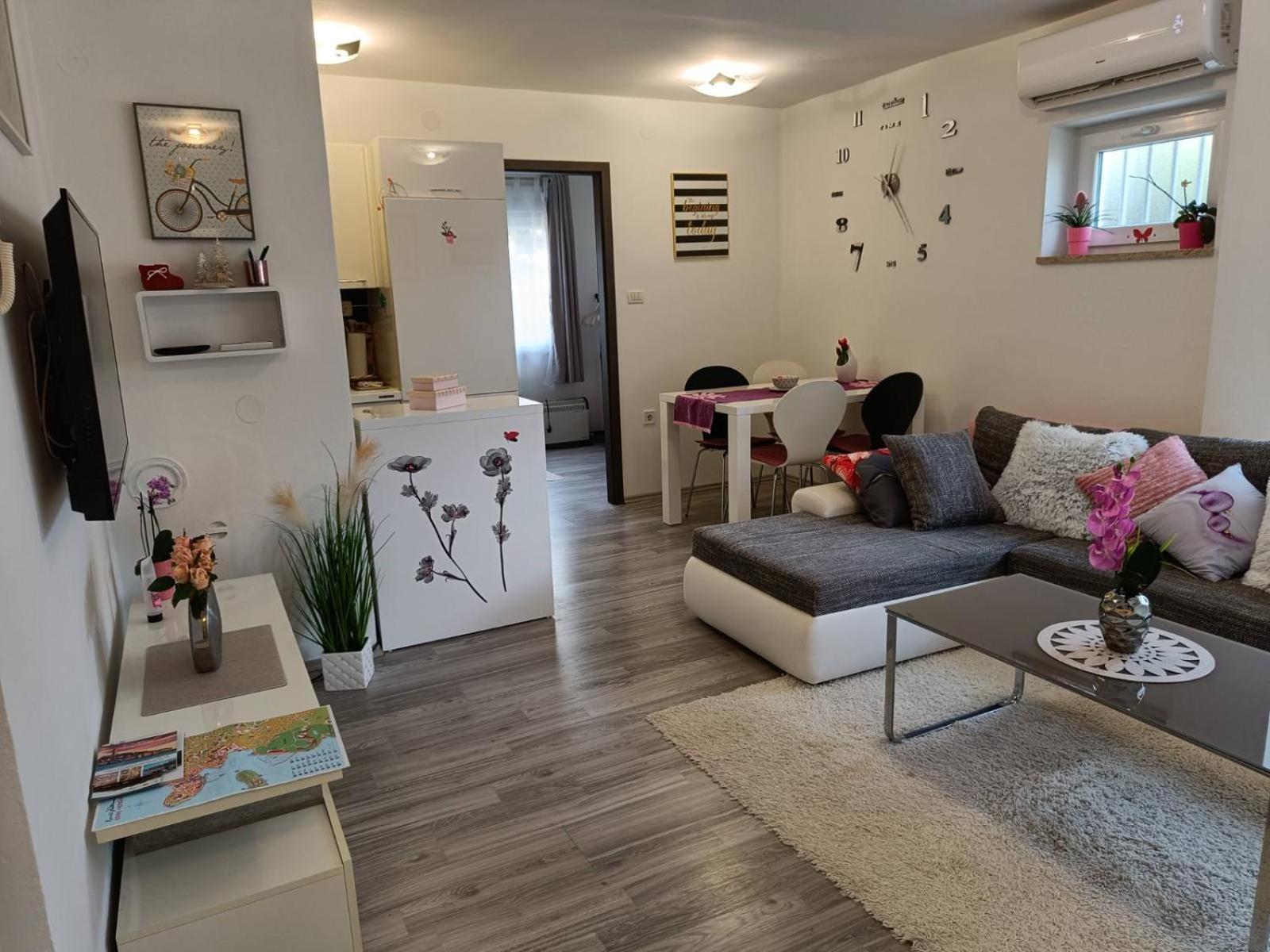 Apartments Mary & Free Parking Ровинь Номер фото